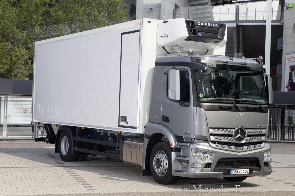 Daimler Auf Der Iaa Nutzfahrzeuge 2012 Schwer In Fahrt Fotostrecke