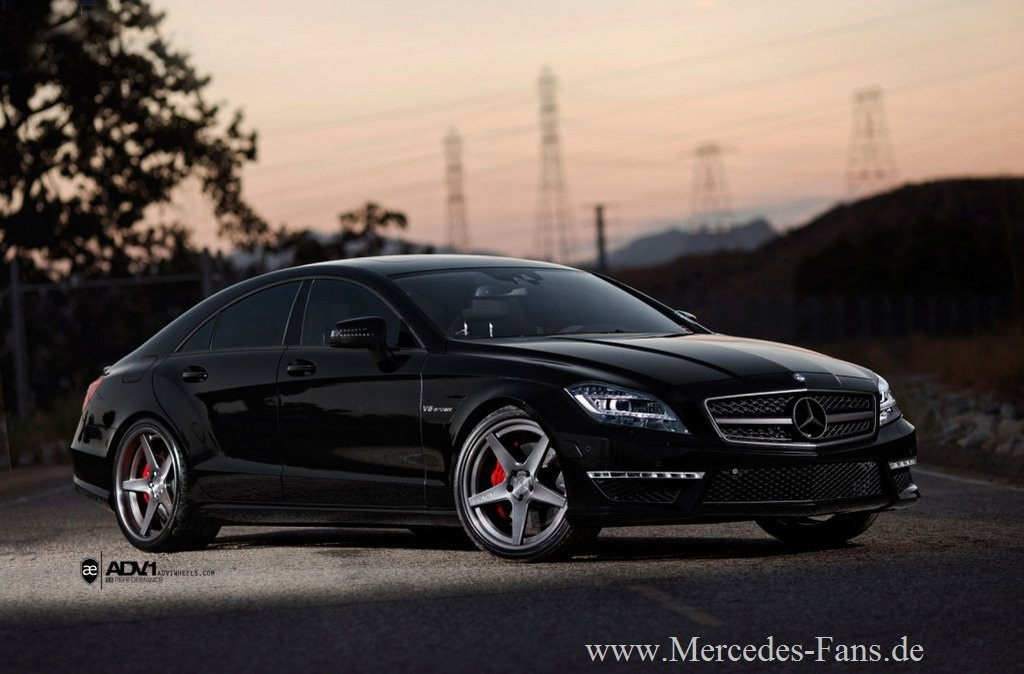 Mercedes Benz CLS 63 AMG черный