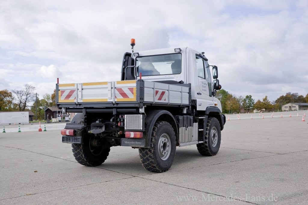 Mercedes Unimog u400