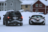 GL und SLS Roadster Erlkönige: Zwei  Mercedes Spuren im Schnee: AMG testet  bei SLS Roadster und GL die Fahreigenschaften auf Eis und Schnee
