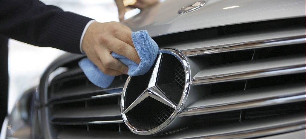 Rekordkurs Daimler Mit Traumstart Bei Umsatz Und Absatz Im 1 Quartal 14 Konzernabsatz Im Ersten Quartal Mit 565 800 Einheiten Auf Rekordniveau News Mercedes Fans Das Magazin Fur Mercedes Benz Enthusiasten