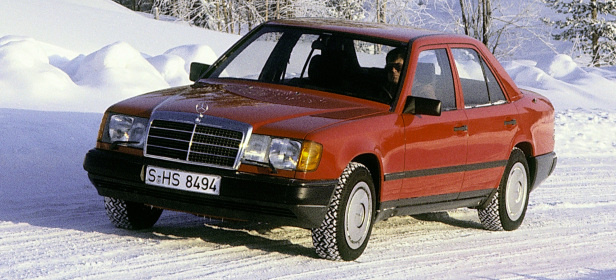 4MATIC, ASD und ASR: Drei Bausteine für mehr Sicherheit: Mercedes-Benz Assistenzsysteme im Jahr 1985