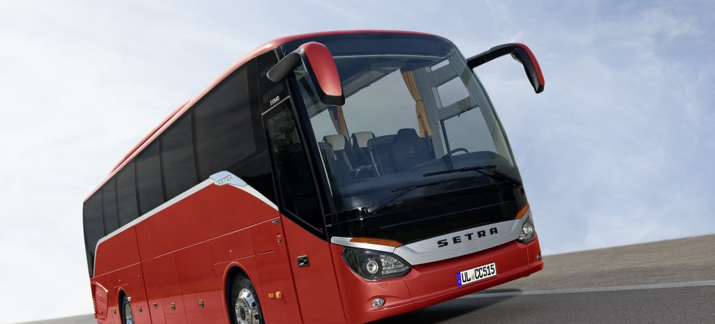 Weltpremiere Der Neuen Setra Reisebusse: ComfortClass 500 Mit Drei ...