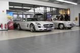 Zeigt her Eure Farben: Flügel-Benz 300 SL trifft SLS AMG: Interesant auch für Young- und Oldtimer:  Wir können jeden Auto-Hersteller Farbton exakt nachstellen. 