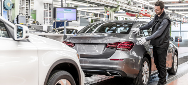 Mercedes-Benz Werk Rastatt: Made in Rastatt:  Fünfmillionstes Kompaktfahrzeug mit Stern rollt vom Band