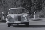 Der alte Test: Kommt die Heckflosse ins Schwimmen?: ZDF-Auto-Test: Rainer Günzler testet den Mercedes-Benz 230 W110 1965