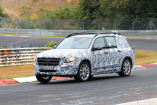 Mercedes-Benz Erlkönig auf dem Nürburgring erwischt: Star Spy Shot: Mercedes GLB mit geringerer Tarnung