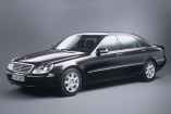 Mercedes-Benz Baureihen: Die S-Klasse W220: 1998 - 2005: Erfolgreicher Technologieträger und Statussymbol als Flaggschiff der Mercedes-Benz Flotte