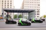 Weltpremiere in Paris: smart electric drive: Elektrisierendes Trio: Alle smart Modelle der Generation 4 werden elektrisch