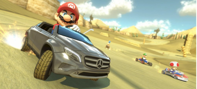 Nur für Japan: Mario Kart 8 mit Mercedes-Benz GLA: Super-Mario fährt Mercedes: Cooles Goodie für japanische Mario-Kart-8-Käufer