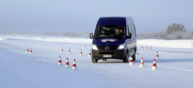 Sieger im Van-Wintertest: Mercedes-Benz Sprinter: Mercedes-Benz Sprinter 313 CDI gewinnt Arctic Van Test 2012