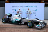 Neuer Mercedes Silberpfeil in Valencia vorgestellt: Der MGP W02  von Schumacher und Rosberg für die F1 Saison 2011 zeigt sich