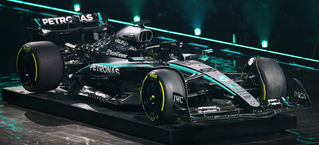 So geht Mercedes in die neue Formel-1-Saison: Mercedes-AMG PETRONAS F1 Team enthüllt Silberpfeil-Lackierung