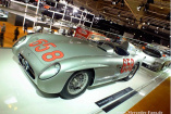 30 Mill. : Mercedes 300 SLR ist wertvollster Oldtimer auf der TECHNO CLASSICA: Der Rennwagen mit der Startnummer 658 wurde auf der 55er Mille Miglia von Fangio auf Platz 2 gefahren  