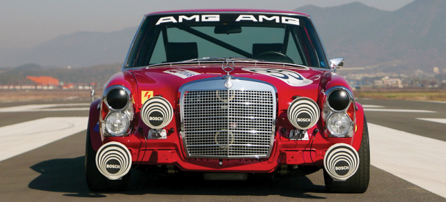 Sterne unterm Hammer: 1969 Mercedes-Benz 300 SEL 6.3 'Rote Sau' Replika wird versteigert